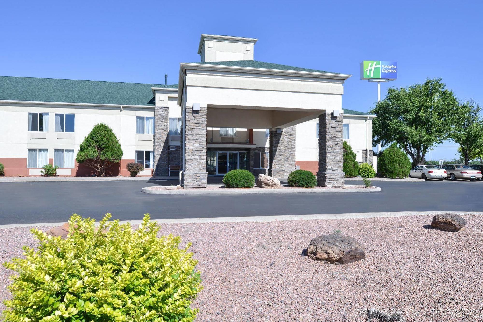 Holiday Inn Express La Junta, An Ihg Hotel Exterior photo