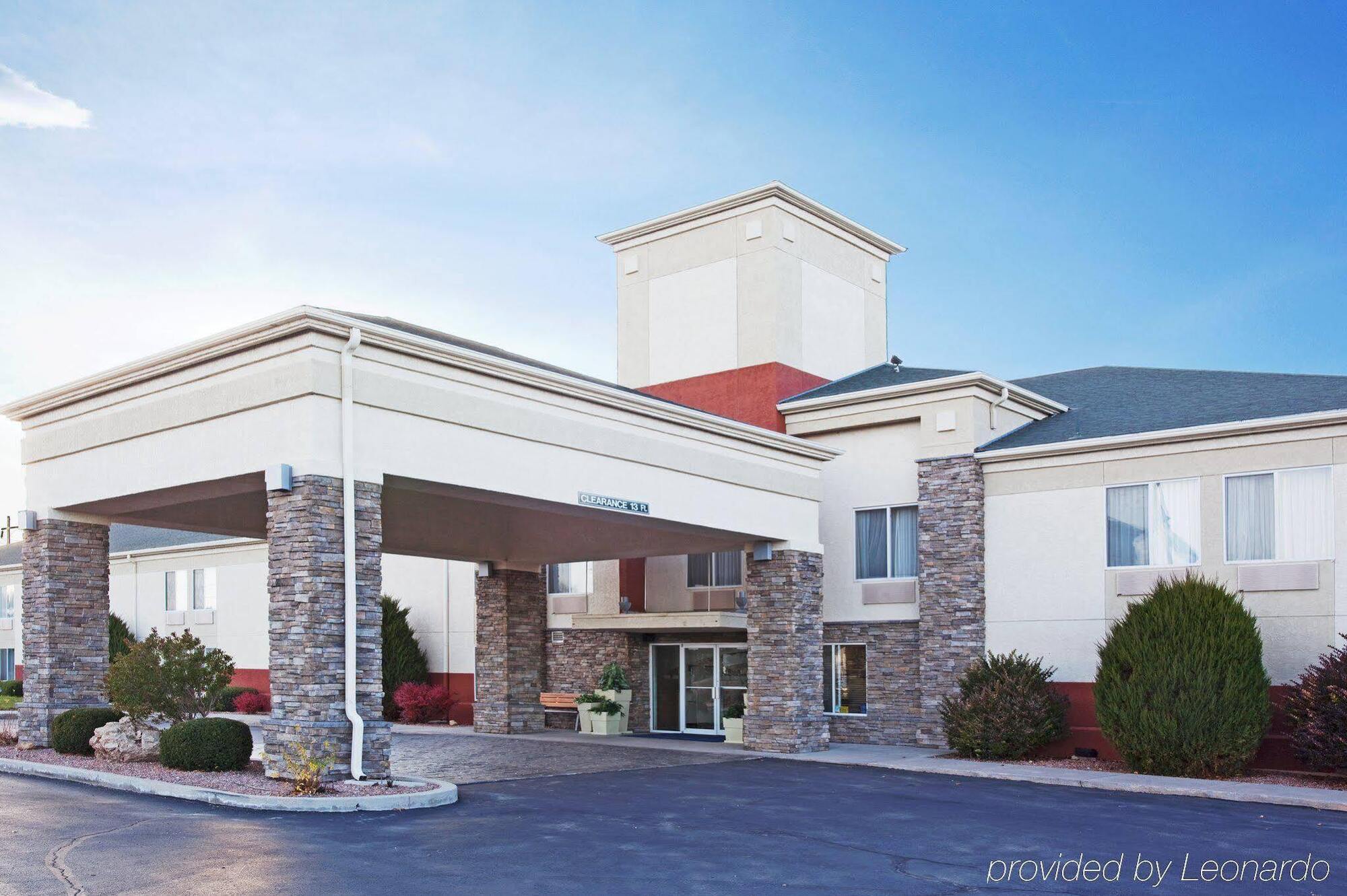 Holiday Inn Express La Junta, An Ihg Hotel Exterior photo